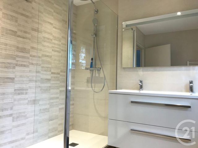 Appartement F4 à louer - 4 pièces - 106.05 m2 - METZ - 57 - LORRAINE - Century 21 Atout Immobilier
