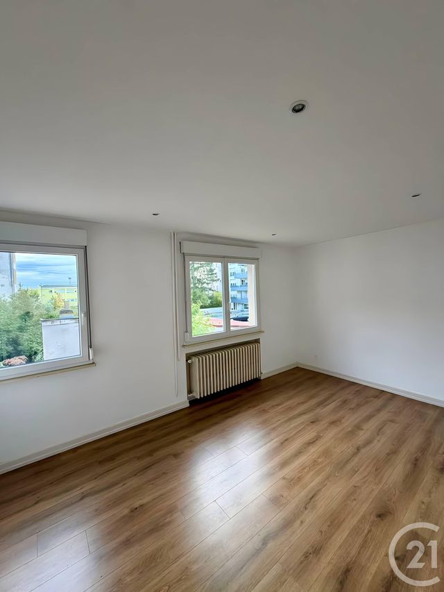 Appartement F4 à louer - 4 pièces - 106.05 m2 - METZ - 57 - LORRAINE - Century 21 Atout Immobilier