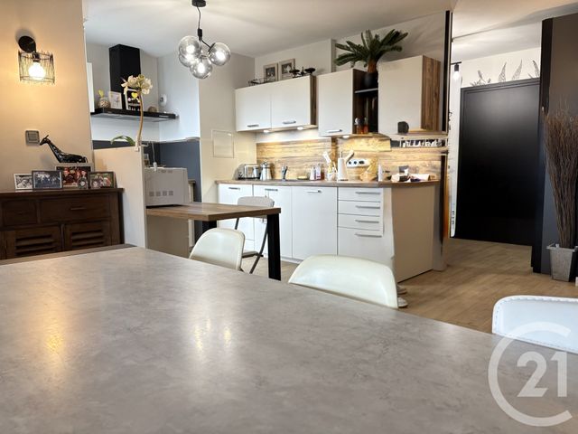 Appartement F4 à vendre - 4 pièces - 90.37 m2 - METZ - 57 - LORRAINE - Century 21 Atout Immobilier